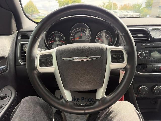 2014 Chrysler 200 Touring