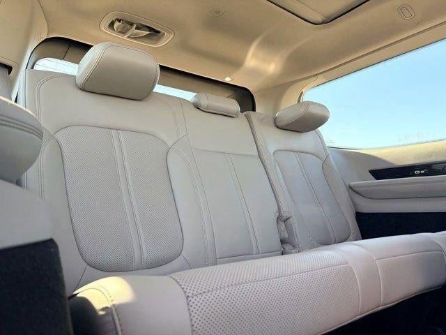 2022 Jeep Grand Wagoneer Series I