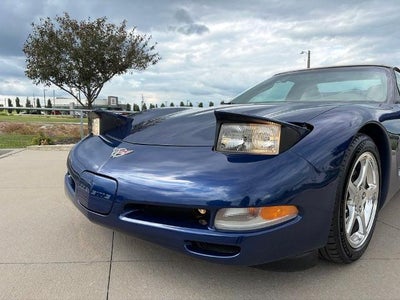 2004 Chevrolet Corvette Base