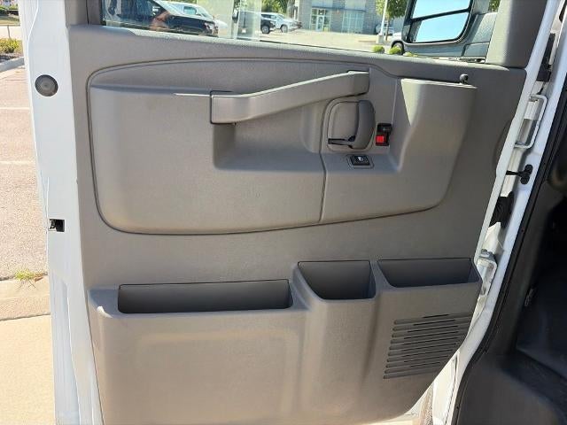 2025 Chevrolet Express Cargo Base