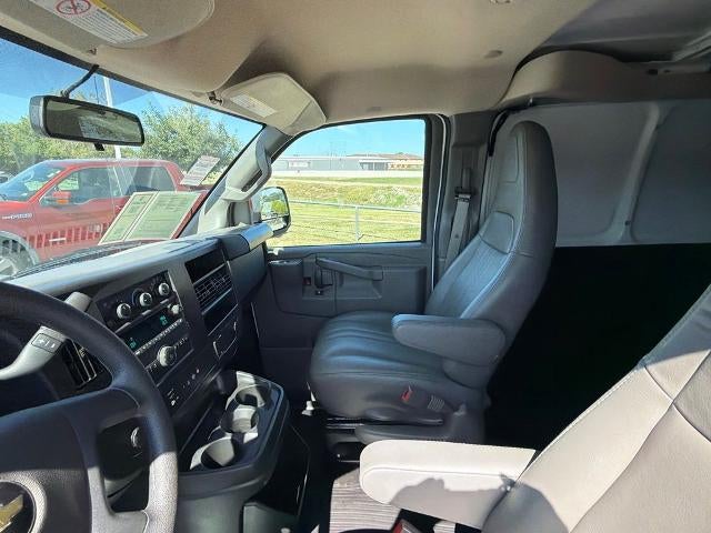 2025 Chevrolet Express Cargo Base