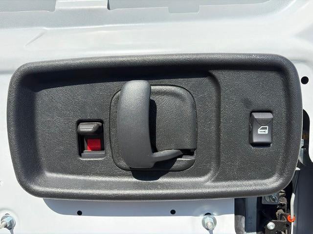 2025 Chevrolet Express Cargo Base
