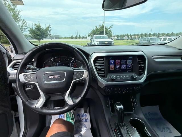 2017 GMC Acadia SLT