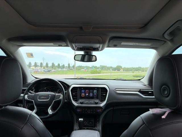 2017 GMC Acadia SLT