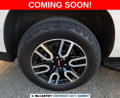 2022 GMC Yukon XL AT4