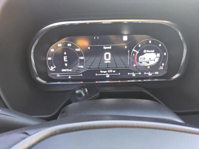 2022 GMC Yukon XL AT4