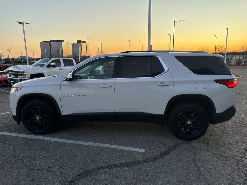 2018 Chevrolet Traverse LT Cloth