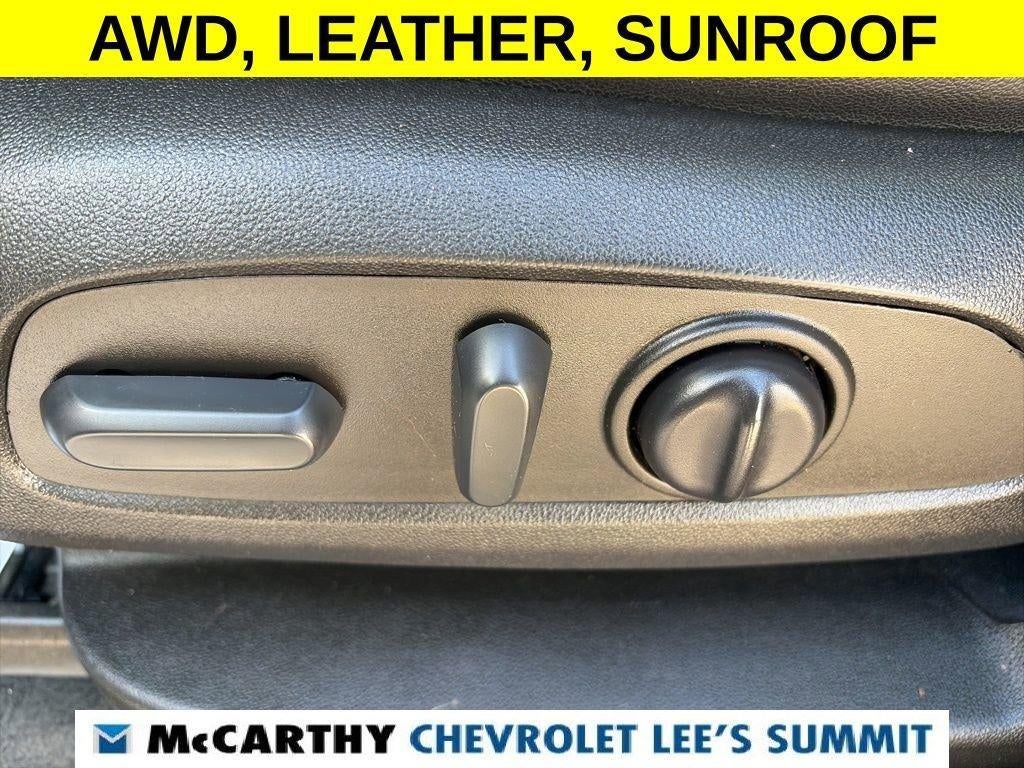 2022 Chevrolet Traverse LT Leather
