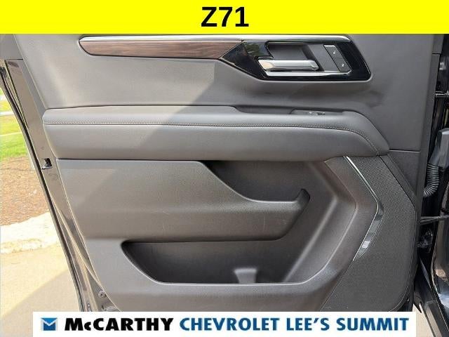 2025 Chevrolet Suburban Z71