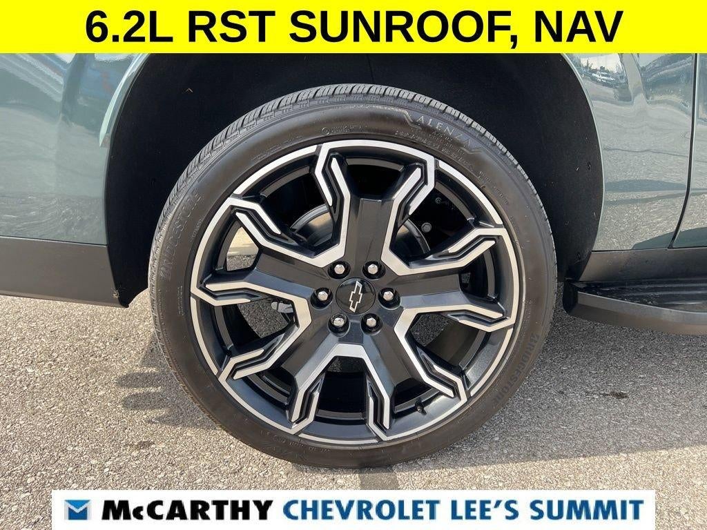 2025 Chevrolet Suburban RST