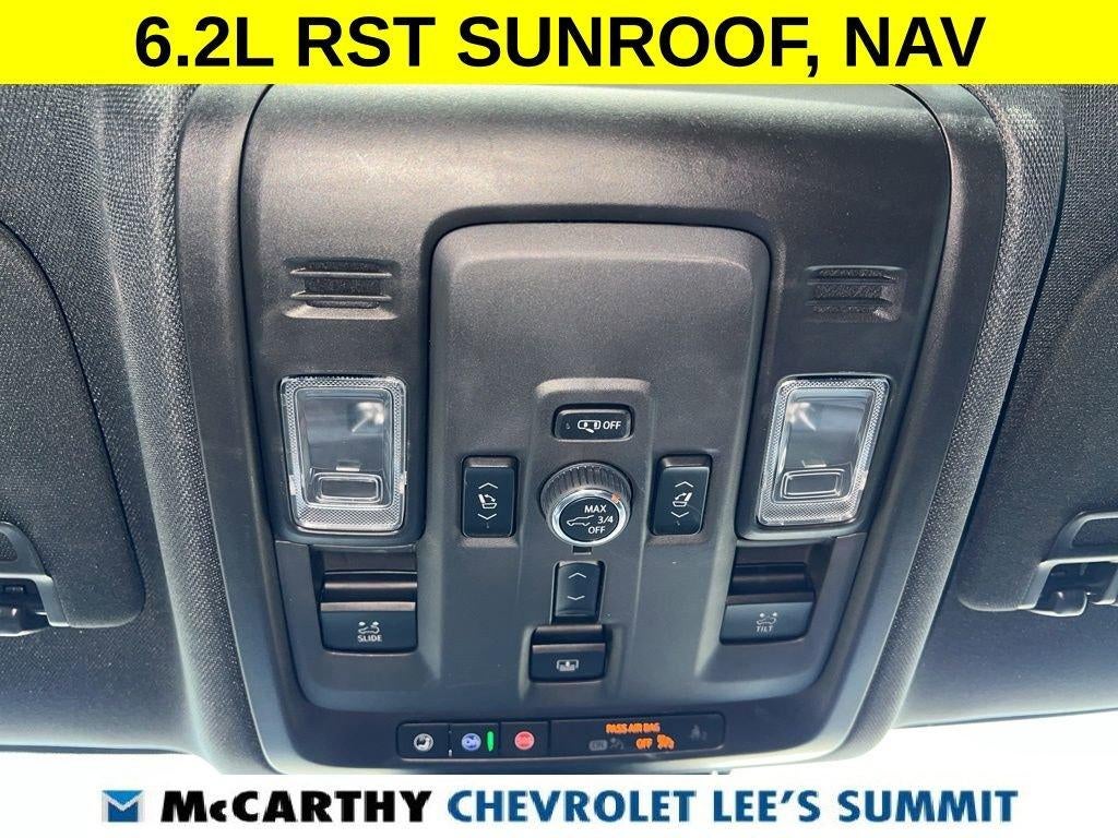 2025 Chevrolet Suburban RST