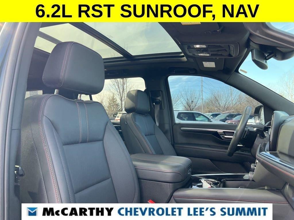 2025 Chevrolet Suburban RST