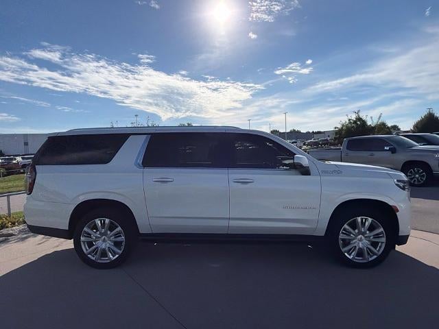 2023 Chevrolet Suburban High Country