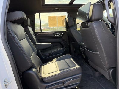 2023 Chevrolet Suburban High Country