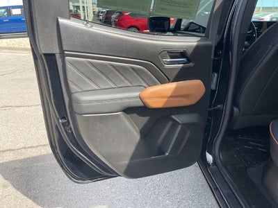 2025 GMC Canyon AT4