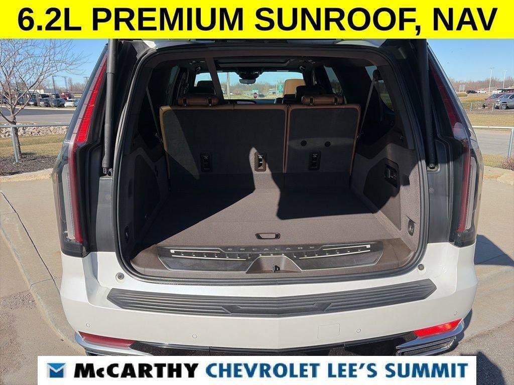 2022 Cadillac Escalade ESV Premium Luxury