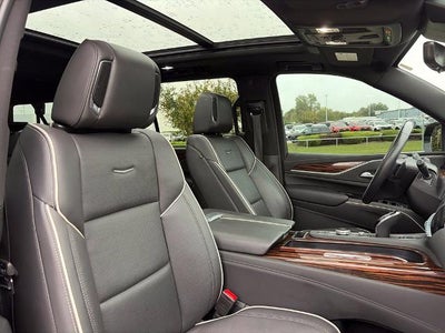 2023 Cadillac Escalade ESV 4WD Premium Luxury