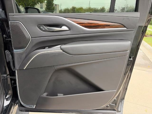 2023 Cadillac Escalade ESV 4WD Premium Luxury