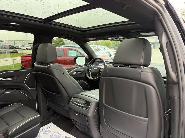 2023 Cadillac Escalade ESV 4WD Premium Luxury