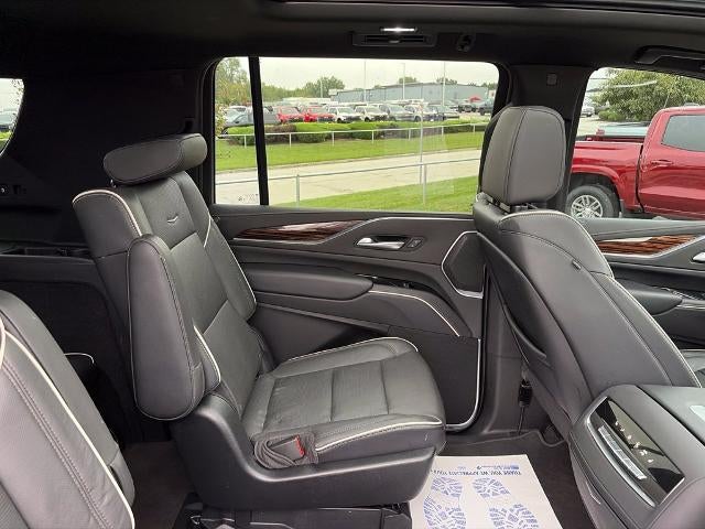 2023 Cadillac Escalade ESV 4WD Premium Luxury