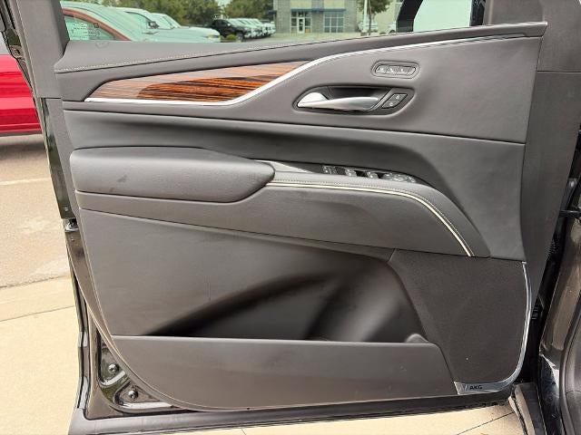 2023 Cadillac Escalade ESV 4WD Premium Luxury