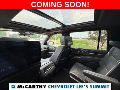 2023 Cadillac Escalade ESV 4WD Sport