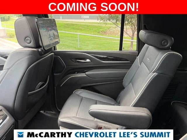 2023 Cadillac Escalade ESV 4WD Sport