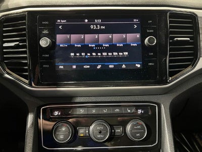2022 Volkswagen Atlas Cross Sport 3.6L V6 SE w/Technology