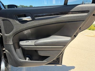 2014 Chrysler 300 300C