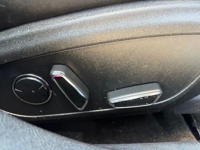 2015 Lincoln MKZ Base