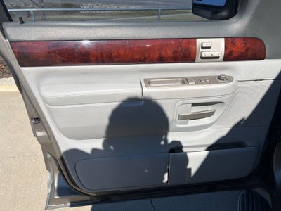 2004 Lincoln Aviator Luxury