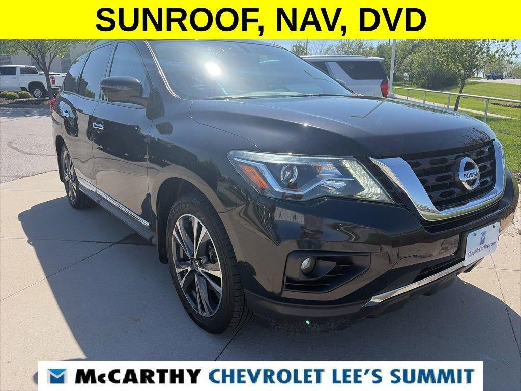 2017 Nissan Pathfinder Platinum