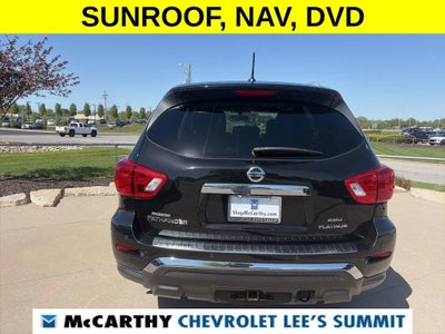 2017 Nissan Pathfinder Platinum