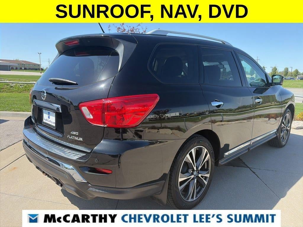 2017 Nissan Pathfinder Platinum