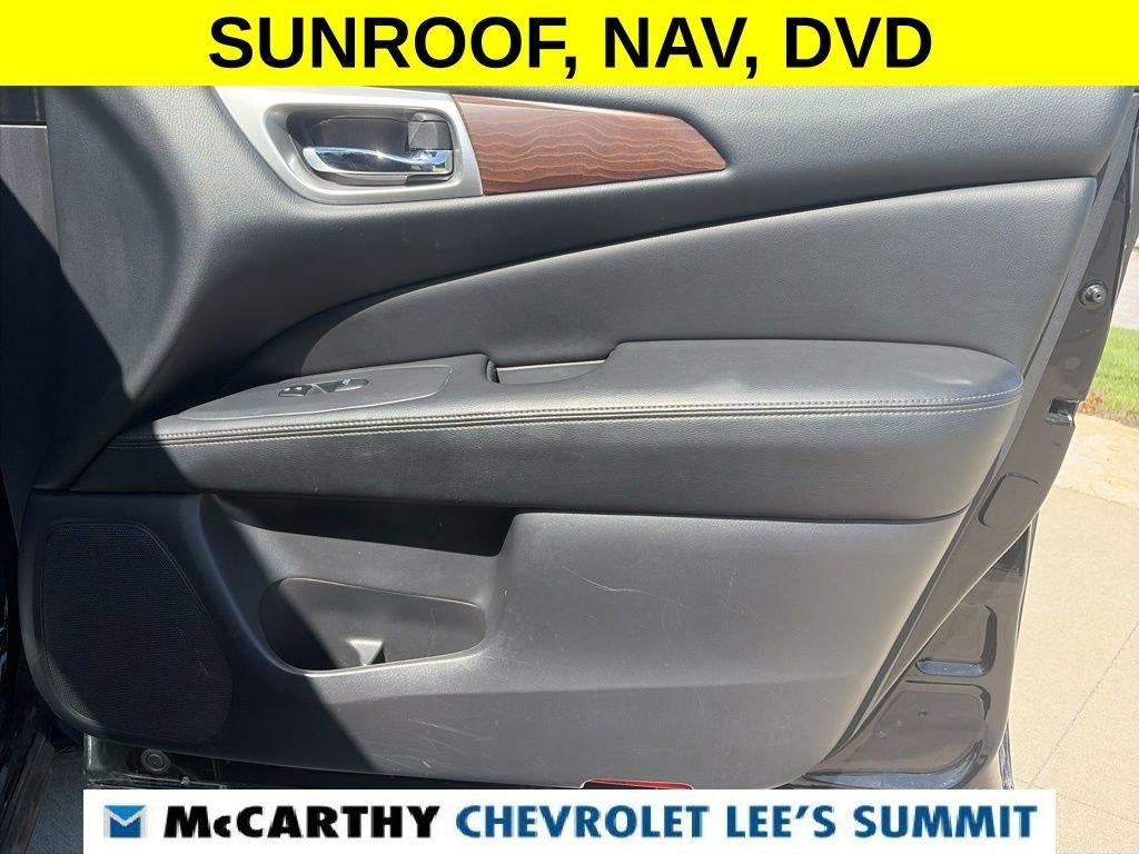 2017 Nissan Pathfinder Platinum