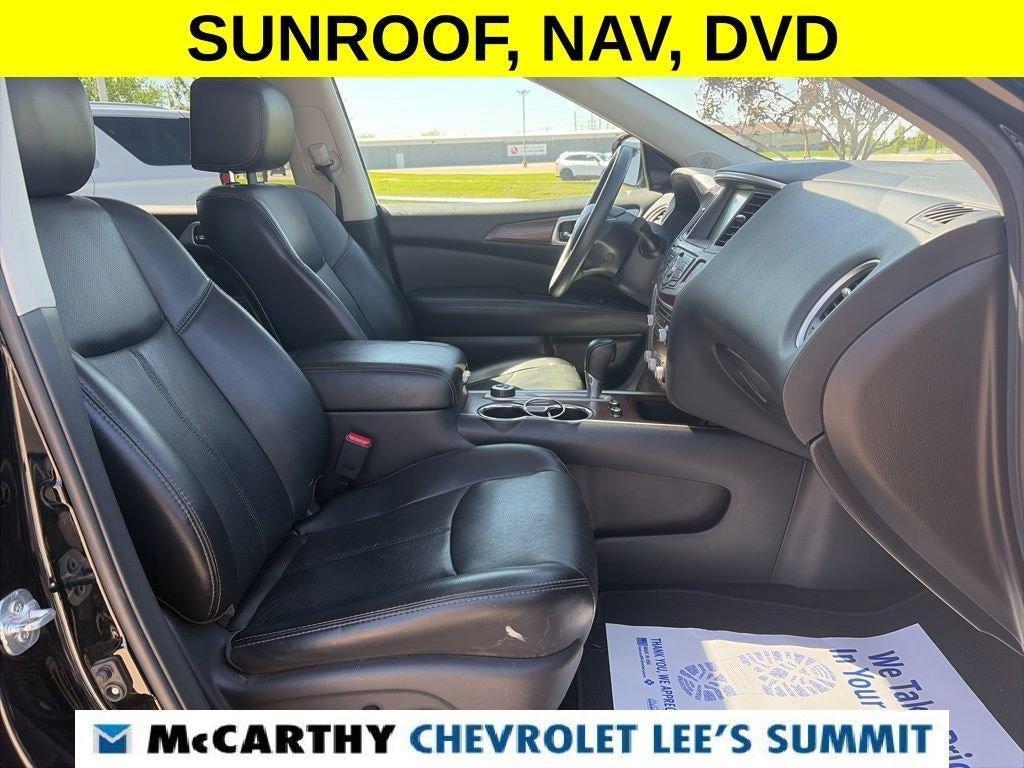 2017 Nissan Pathfinder Platinum