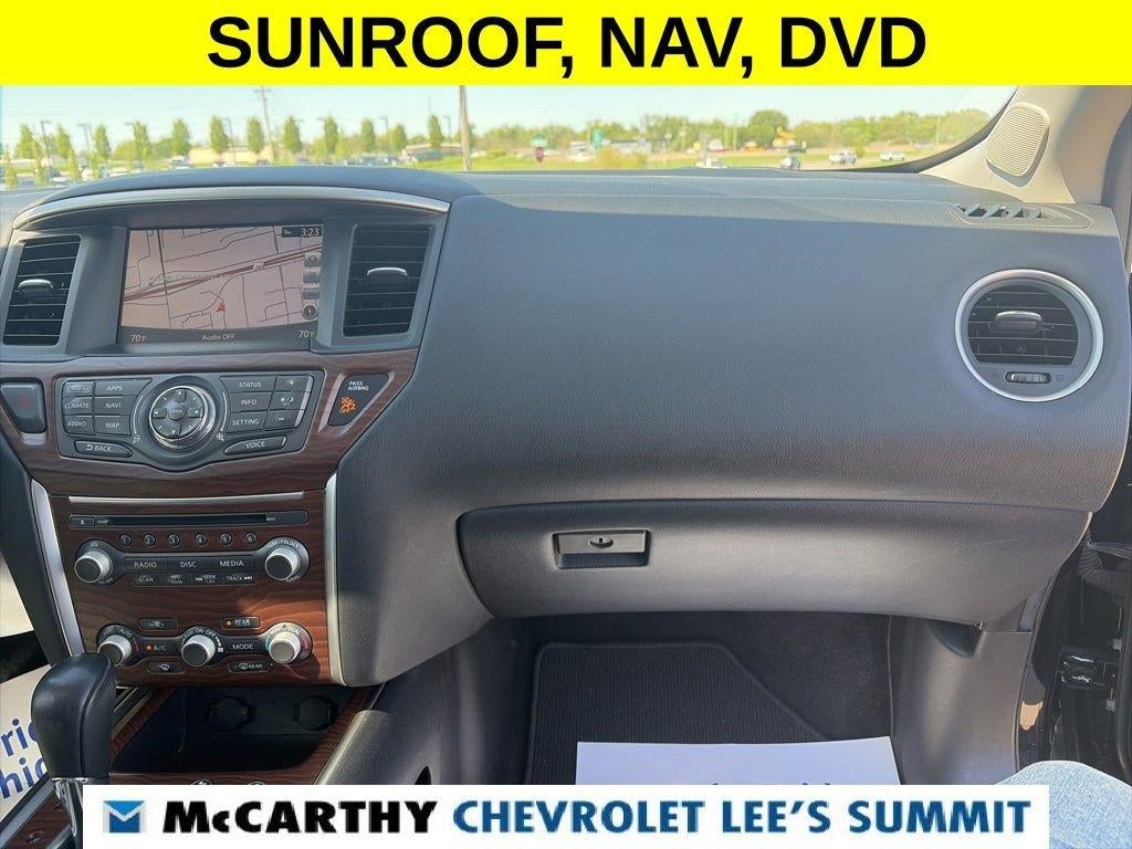 2017 Nissan Pathfinder Platinum