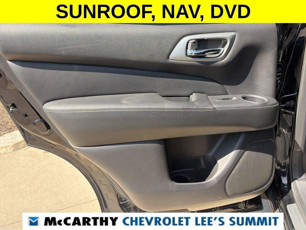 2017 Nissan Pathfinder Platinum