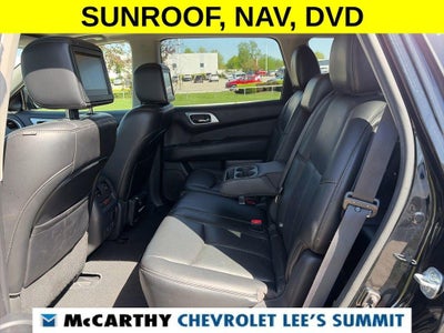 2017 Nissan Pathfinder Platinum