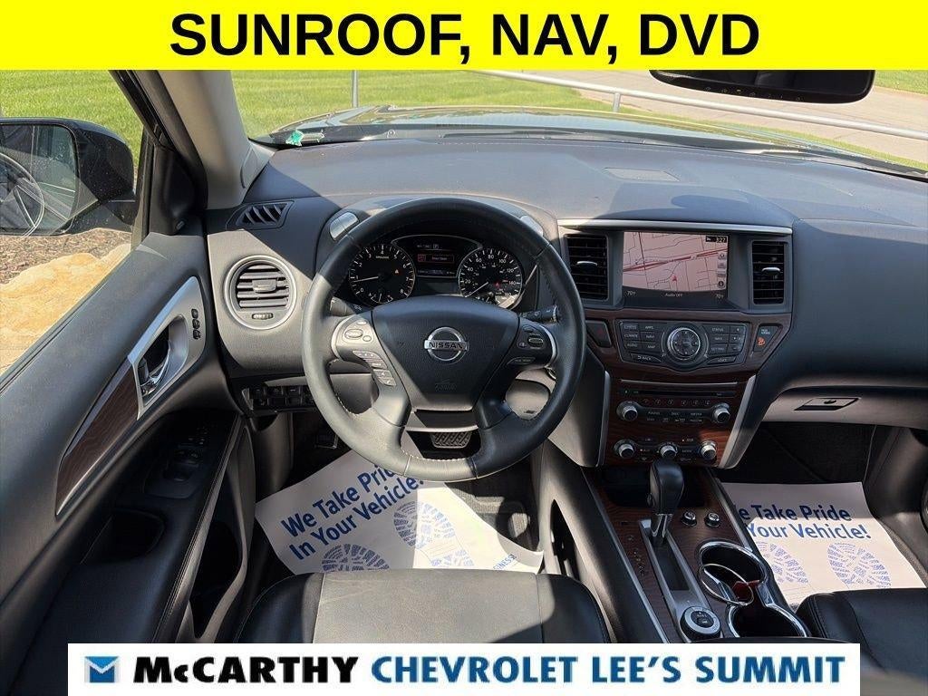 2017 Nissan Pathfinder Platinum