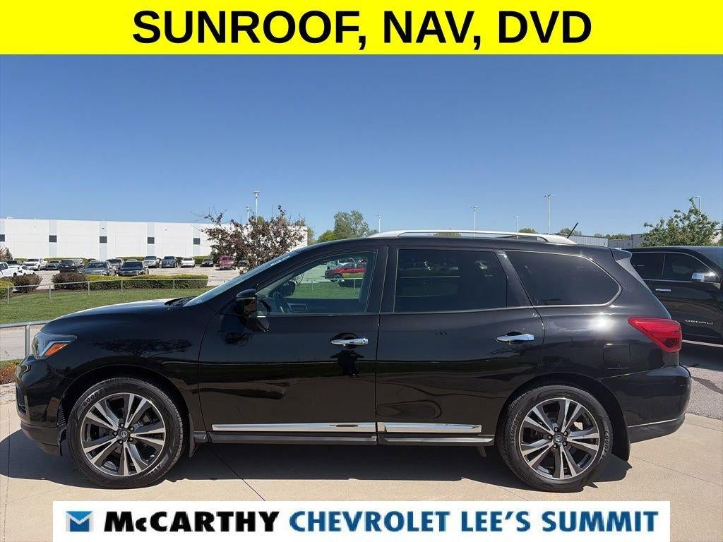 2017 Nissan Pathfinder Platinum