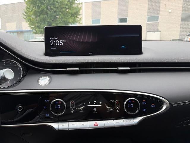 2025 Genesis GV70 2.5T