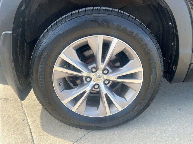 2014 Toyota Highlander LE