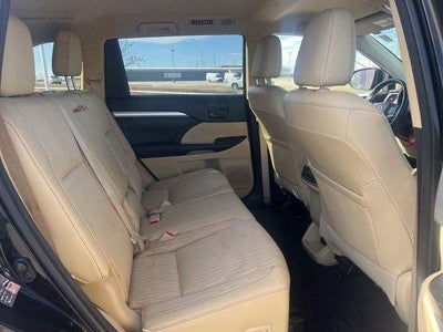 2014 Toyota Highlander LE