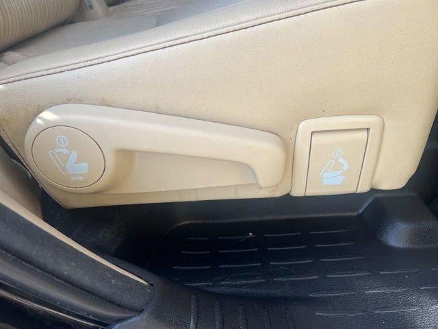 2014 Toyota Highlander LE