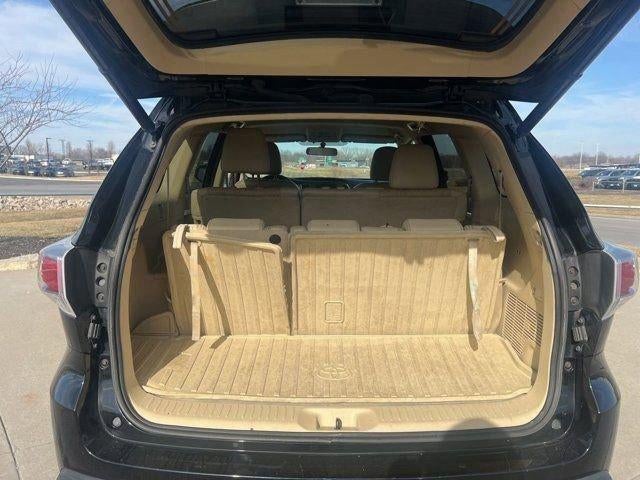 2014 Toyota Highlander LE