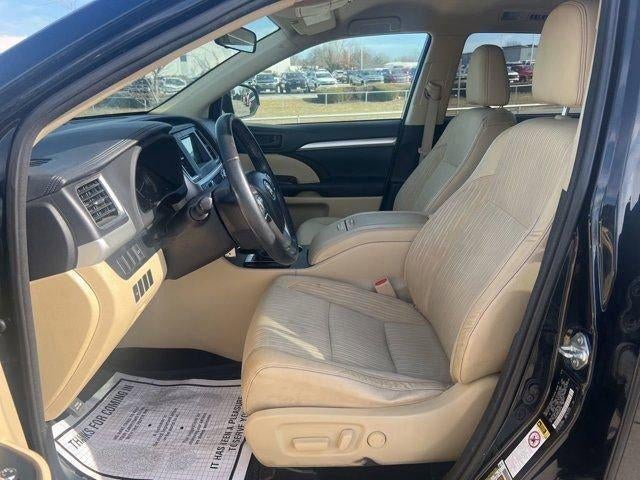 2014 Toyota Highlander LE