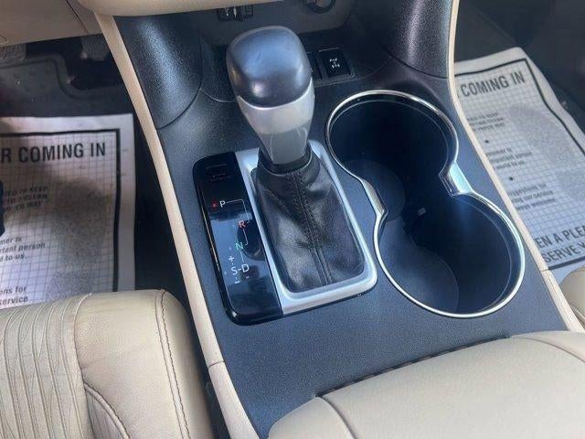 2014 Toyota Highlander LE