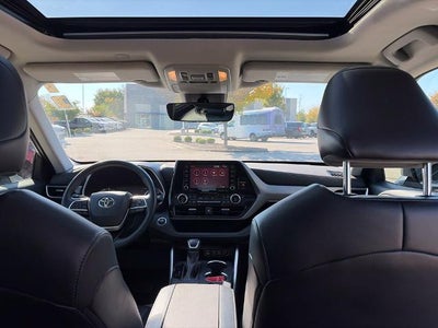 2022 Toyota Highlander XLE