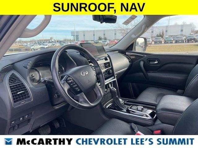 2024 INFINITI QX80 LUXE